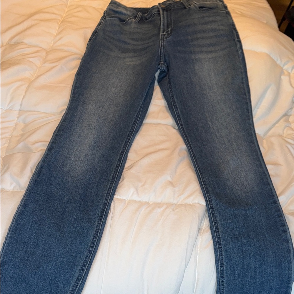 Old Navy - size 10 - High Rise Wow Straight Jeans - EUC
